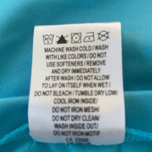 K-Swiss Running Shorts Sz M Women's Athletic Bottoms Lightweight Brand Turquoise - Picture 5 of 9